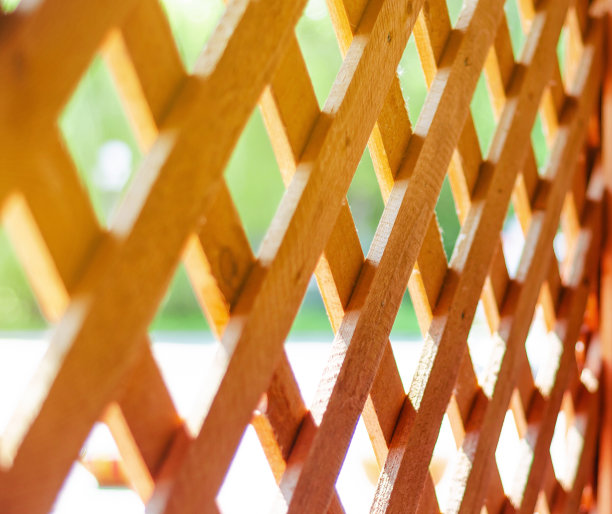 咖啡馆的木格墙图片下载