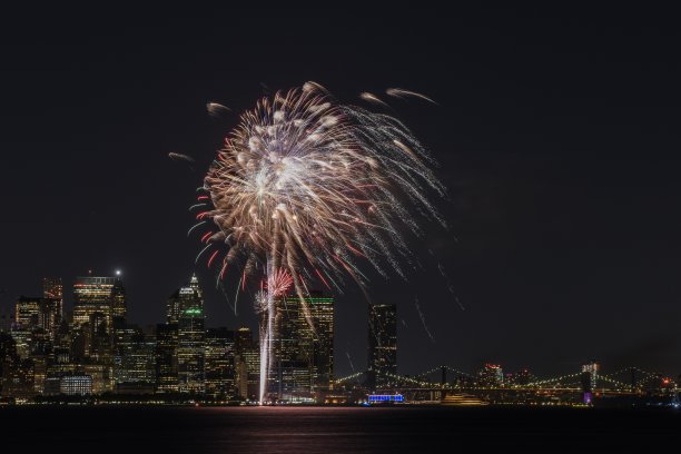 烟花在纽约图片下载