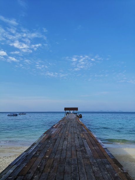 热带的蓝天图片下载