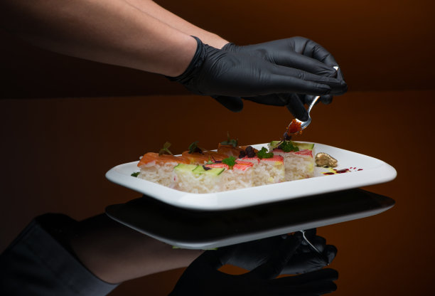 制作寿司的过程图片下载