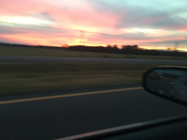 大路上的日落图片下载