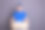 特写照片，快递专家，他，他，他的快递员，拿着胳膊，包裹盒子，提议，剪贴板，客户名单，这里是你的订单，穿着蓝色t恤，帽子，公司西装，孤立的灰色背景图片下载