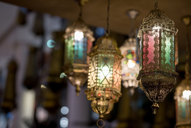 斋月漂亮的灯笼图片下载