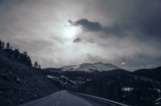 山开车图片下载