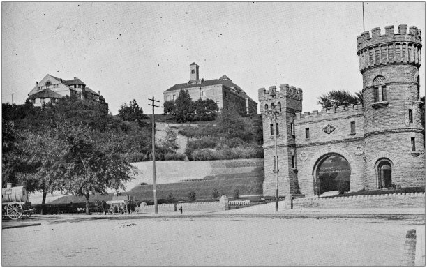 辛辛那提的古董黑白照片，俄亥俄州:埃尔西诺入口，伊甸公园图片下载