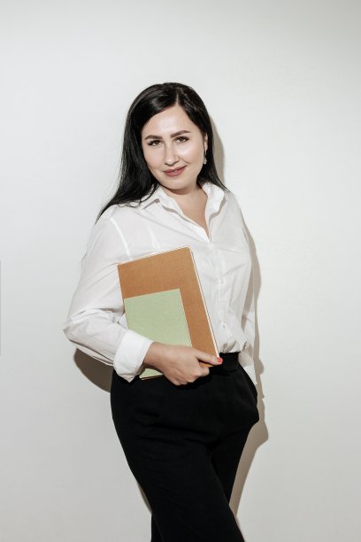 漂亮的女性，而不是白人。业务女人表现图片下载