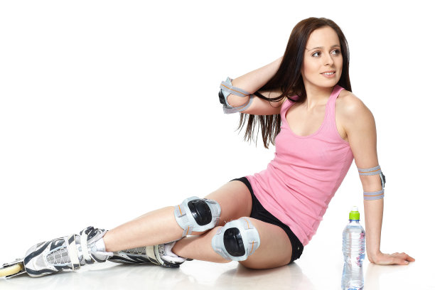 那个穿着旱冰鞋的漂亮年轻女子。图片下载