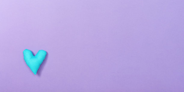 情人节心形枕头图片下载