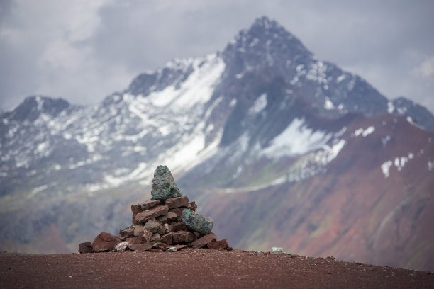 最高的山图片下载