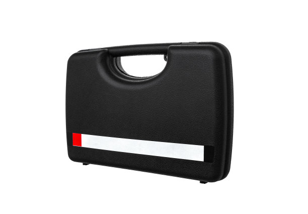 黑色塑料外壳，武器或工具被隔离在白色背景上图片下载