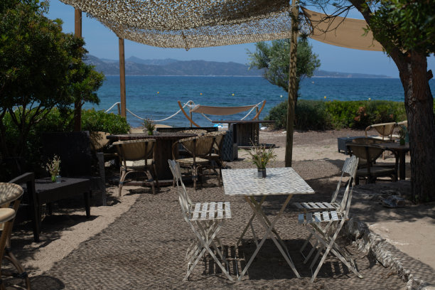 平静的酒吧图片下载