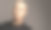 一个穿着黑色t恤，灰色背景的人体模型。图片下载