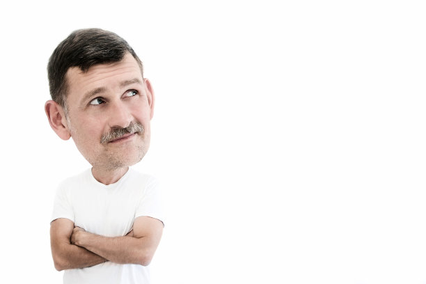 一个大头朝天的白人男子的肖像图片下载