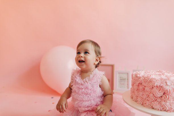 生日女孩的肖像图片下载