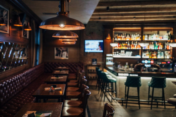 现代酒吧内部图片下载