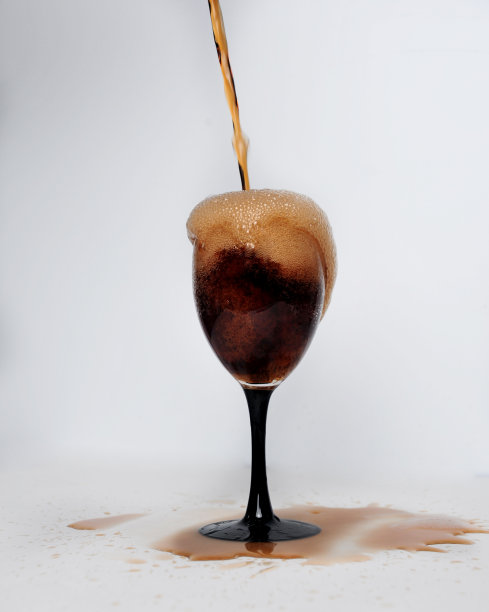 创造性的酒杯图片下载