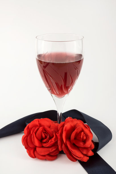 一杯红酒图片下载