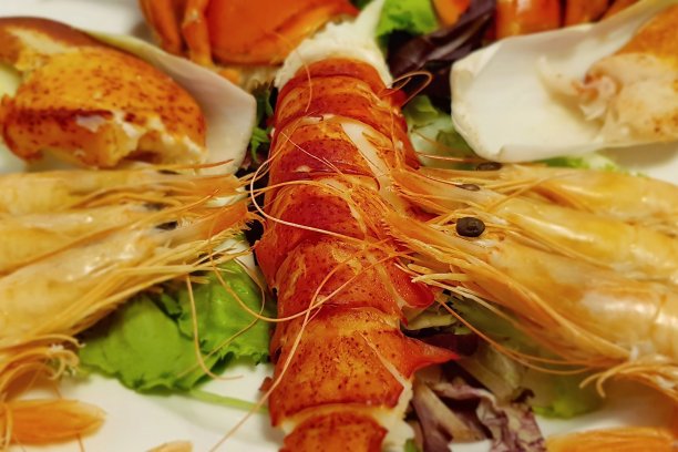 烹饪海鲜的特写图片下载