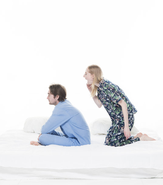 他们的关系出现了问题图片下载