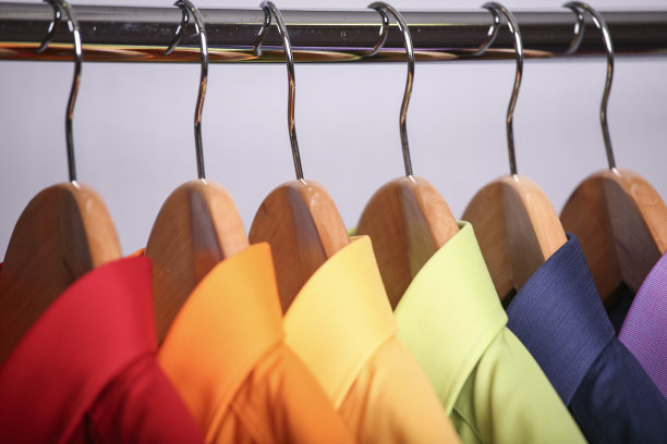 彩虹衬衫的特写图片下载