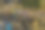 周六晚上，足球迷和观众在比赛结束后在街上玩得很开心图片下载