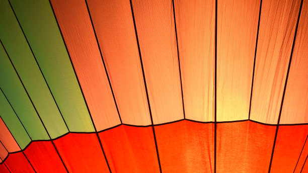 五彩缤纷的热气球之旅开始了图片下载