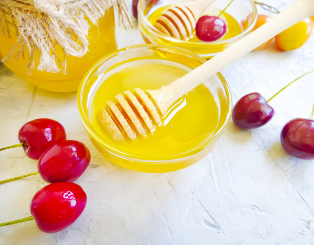 新鲜蜂蜜樱桃混凝土图片下载