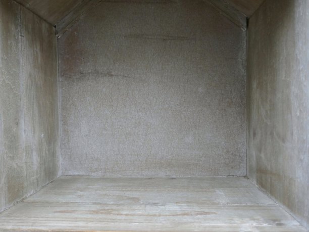空的方形房间，破旧别致，古老的木质纹理，复古的盒子，垃圾背景，透视图片下载
