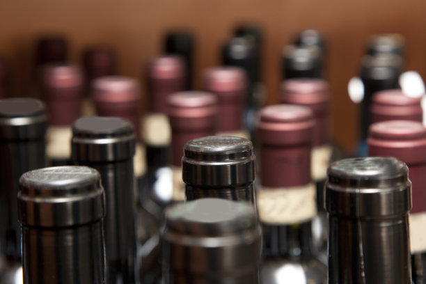 酒瓶顶部图片下载