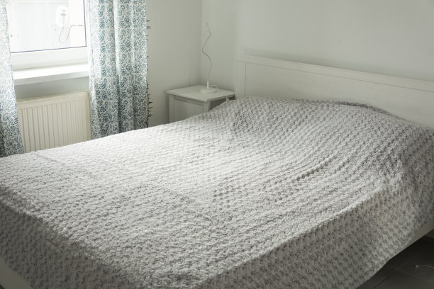 卧室内部，舒适和休息的概念。图片下载