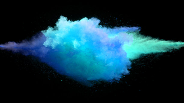 彩色粉末碰撞孤立在黑色图片下载