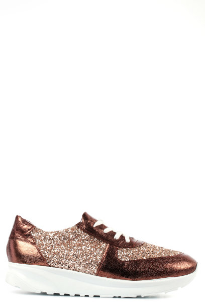 一双粉红色运动鞋在白色背景的股票照片图片下载