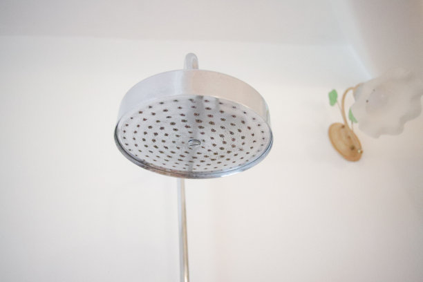 在五星级酒店淋浴图片下载