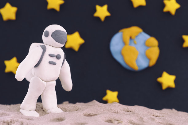 月球上的宇航员图片下载