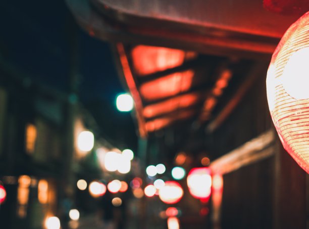 晚上《京都议定书》的场景图片下载