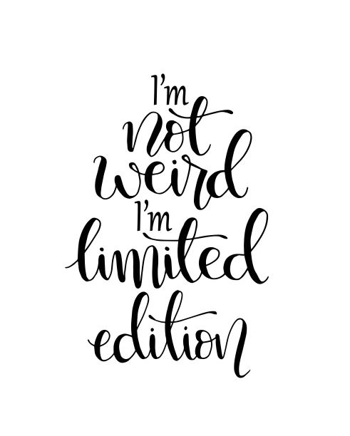 我不怪我是限量版，手写体书法插画图片下载