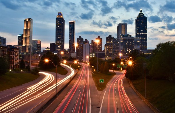 日落时分的亚特兰大市中心图片下载