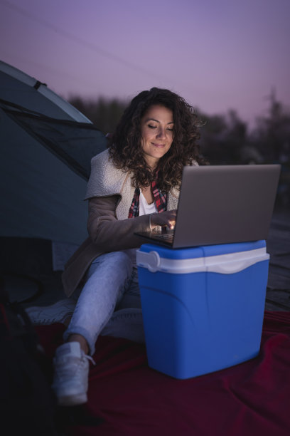 数字游牧的生活方式图片下载