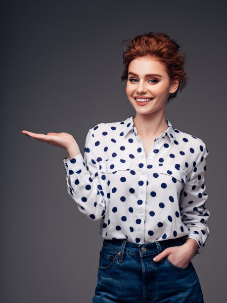 美女展示你的产品图片下载