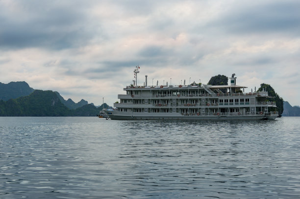 下龙湾游船旅游景区图片下载