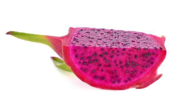 火龙果片孤立在白色背景上图片下载