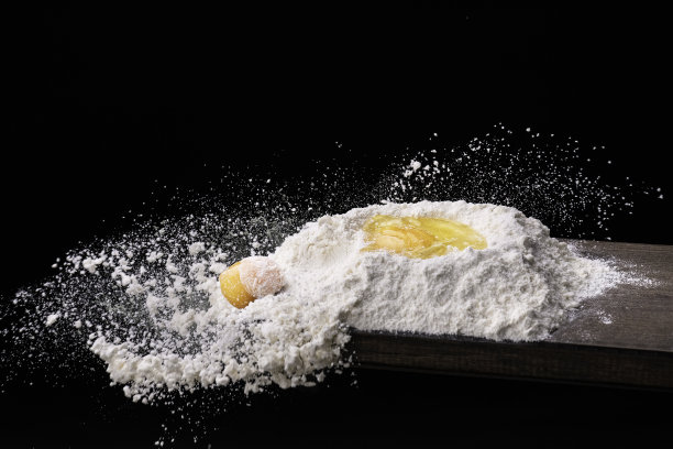 面粉溅图片下载