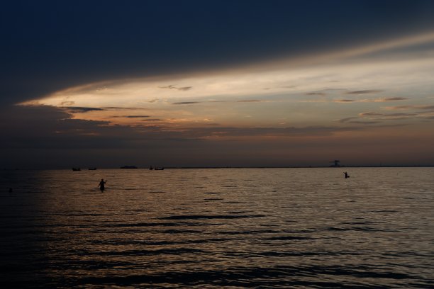 海上日出图片下载