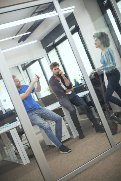 从工作中休息一下图片下载