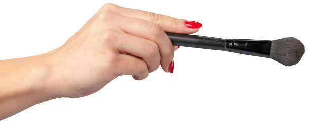 女人手里拿着脸刷图片下载