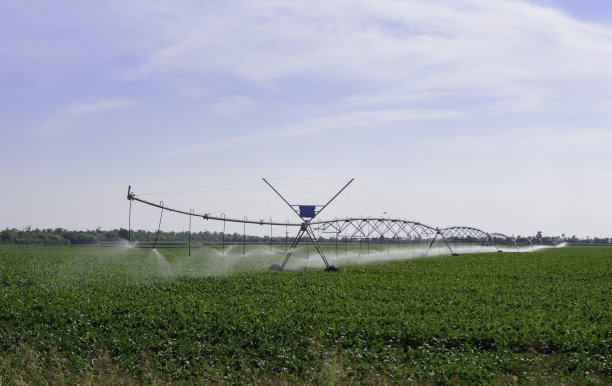 用于农业的灌溉系统——灌溉系统图片下载