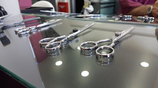 理发剪套理发器材图片下载