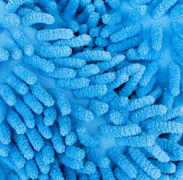 质地蓝色材料拖把。图片下载