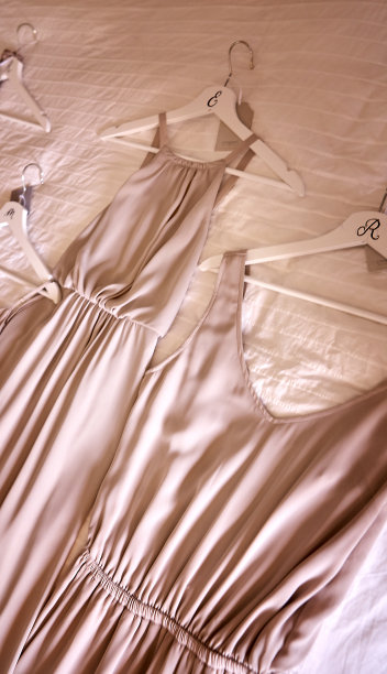 伴娘礼服图片下载