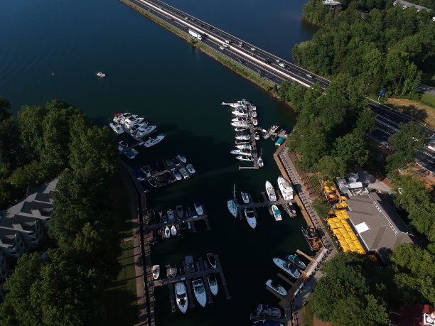 诺曼湖船坞图片下载